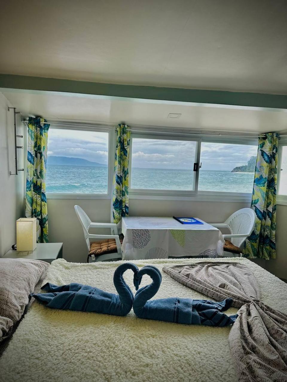 Playa Blanca Beach Resort (Adults Only) 波尔多·格尼拉 外观 照片
