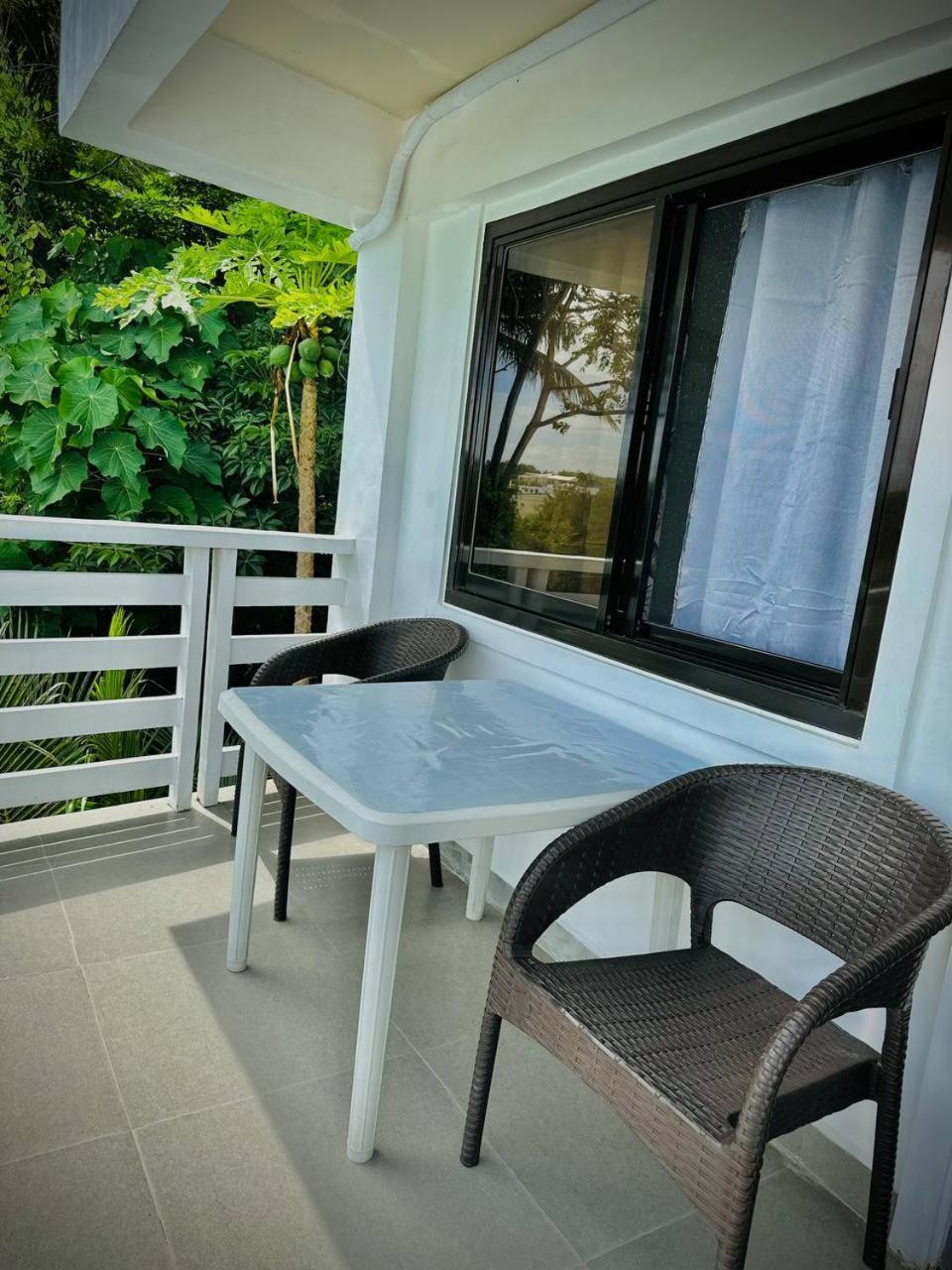 Playa Blanca Beach Resort (Adults Only) 波尔多·格尼拉 外观 照片